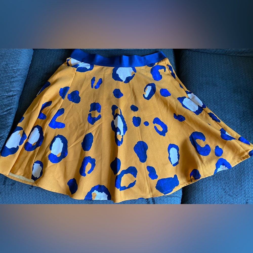 PHILLIP LIM 3.1 collection @ Target. LEOPARD PRINT skater skirt! Worn 1x!